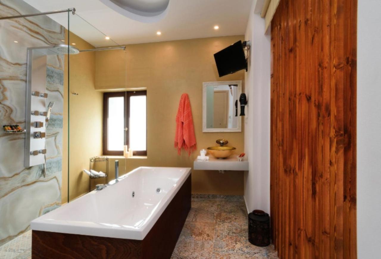 Diamond Luxury Suites Chania  Exterior photo